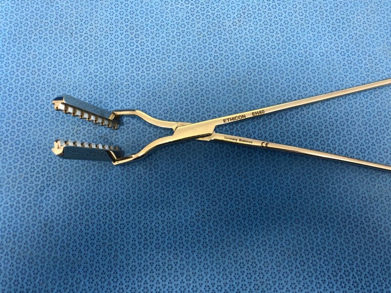 Used ETHICON EH40 Purse String Clamp Surgical Instruments For Sale - DOTmed  Listing #4717382:
